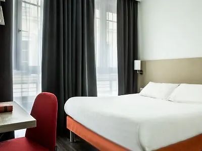 ***  Hotel Beaurepaire Paris France